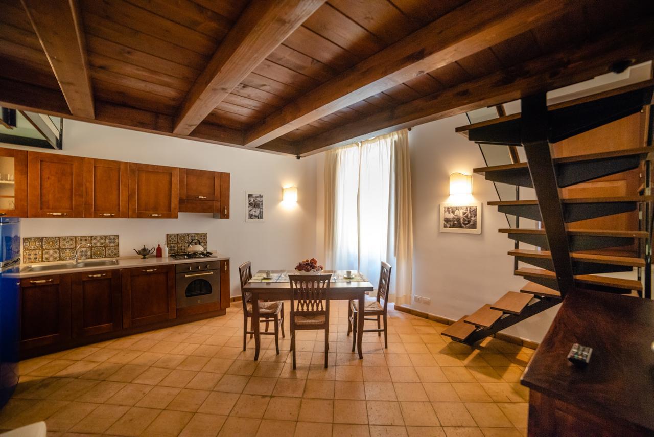 Vilagos & Loft Apartment Taormina