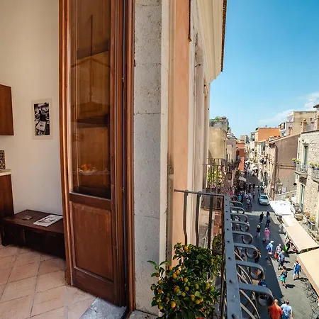 Vilagos Apartments & Loft Taormina Exterior foto