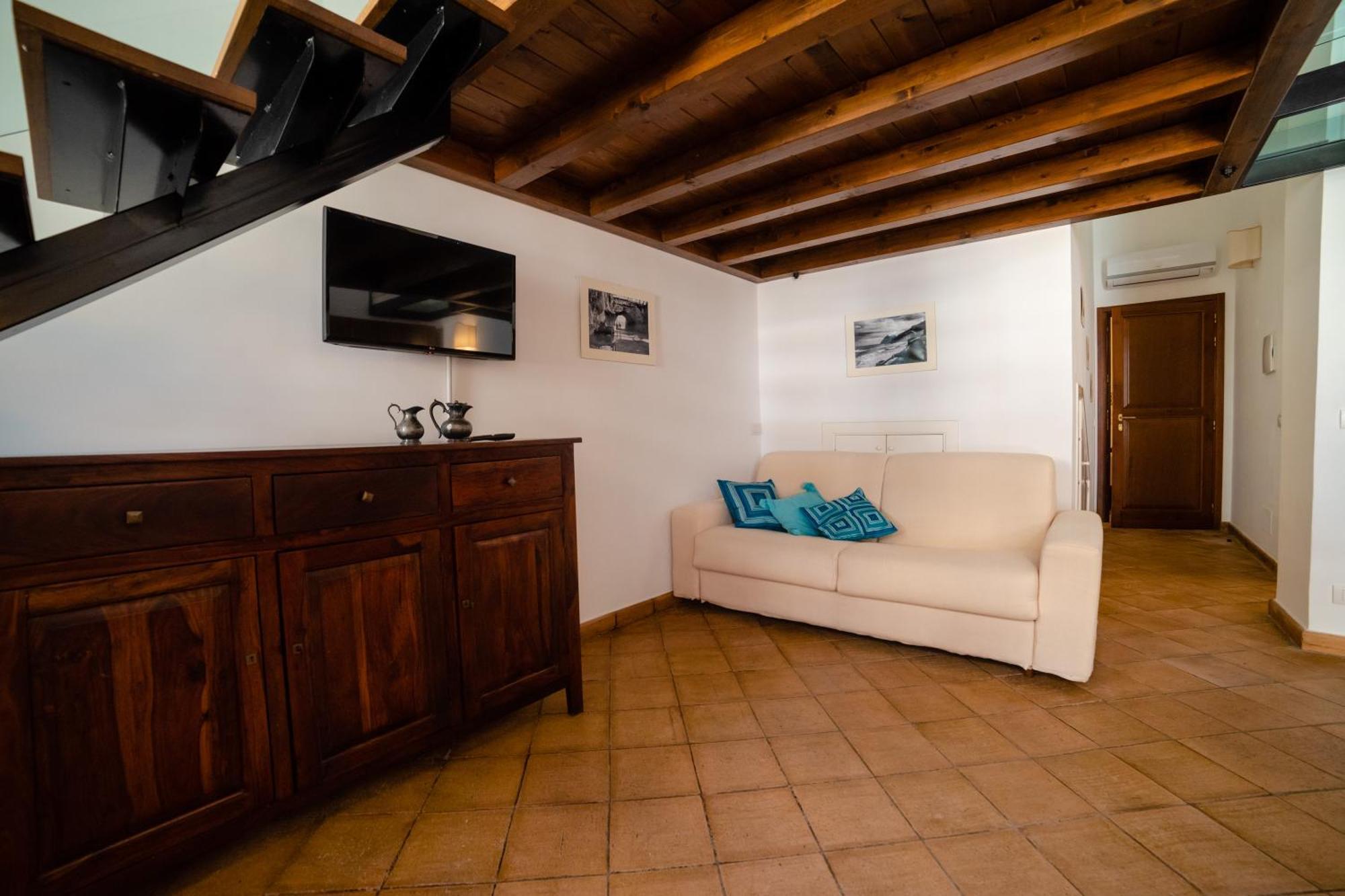 Vilagos & Loft